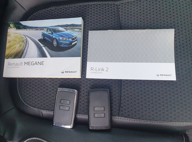 Renault Mégane Estate 1.2 TCe Bose PANO/NAVI/CRUISE/H.LEDER