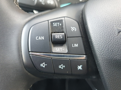 Ford Fiesta 1.0 EcoBoost Titanium PDC/NAVI/CARPLAY/CLIMA/STOELVERW