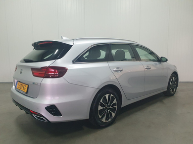 Kia Ceed Sportswagon 1.6 GDI PHEV DynamicLine PDC/CAMERA/CARPLAY/NAVI/CRUISE/AIRCO/LMV