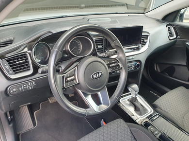 Kia Ceed Sportswagon 1.6 GDI PHEV DynamicLine PDC/CAMERA/CARPLAY/NAVI/CRUISE/AIRCO/LMV