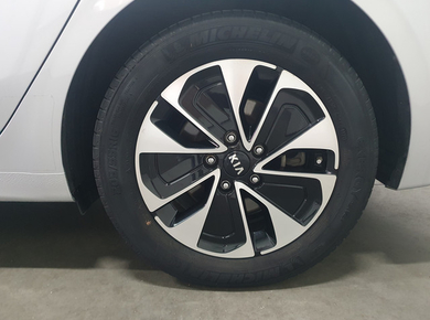 Kia Ceed Sportswagon 1.6 GDI PHEV DynamicLine PDC/CAMERA/CARPLAY/NAVI/CRUISE/AIRCO/LMV