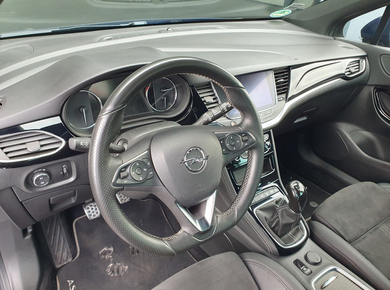 Opel Astra Sports Tourer 1.2 Ultimate PDC/TREKH./CARPLAY/NAVI/HALF-LEDER/CRUISE/AIRCO