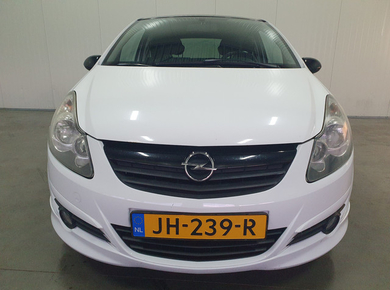 Opel Corsa 1.4-16V Edition AIRCO/CRUISE/H.LEDER/LMV