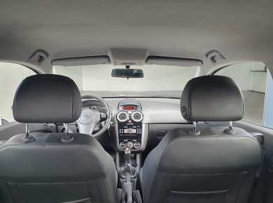 Opel Corsa 1.4-16V Edition AIRCO/CRUISE/H.LEDER/LMV