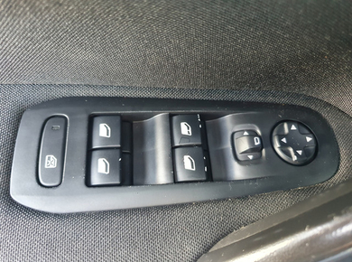 Peugeot 308 1.2 e-THP Blue Lease Premium PDC/CRUISE/CLIMA/TRHAAK