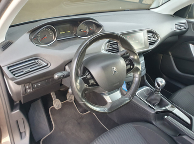 Peugeot 308 1.2 e-THP Blue Lease Premium PDC/CRUISE/CLIMA/TRHAAK