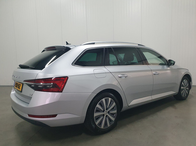 Škoda Superb Combi 1.4 TSI iV Business Edition Plus NAVI/CAMERA/LED/STOELVERW