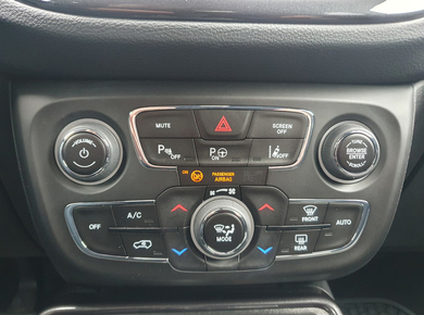 Jeep Compass 4xe 190 Plug-in Hybrid Electric Limited Business NAVI/CAMERA/CRUISE/CLIMA/LMV