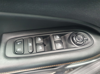 Jeep Compass 4xe 190 Plug-in Hybrid Electric Limited Business NAVI/CAMERA/CRUISE/CLIMA/LMV