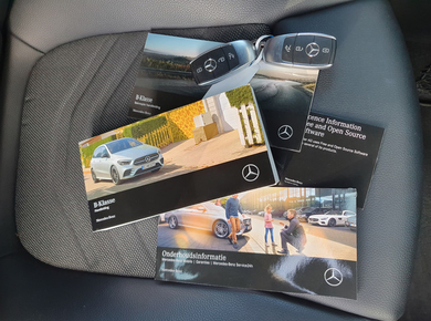 Mercedes-Benz B-Klasse 180 Advantage NAVI/CRUISE/AIRCO/LMV/PDC