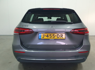 Mercedes-Benz B-Klasse 180 Advantage NAVI/CRUISE/AIRCO/LMV/PDC