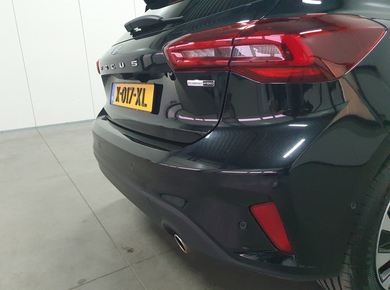 Ford Focus 1.0 EcoBoost Hybrid Titanium X NAVI/PDC/LED/CRUISE/CARPLAY