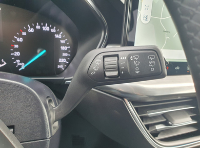 Ford Focus 1.0 EcoBoost Hybrid Titanium X NAVI/PDC/LED/CRUISE/CARPLAY