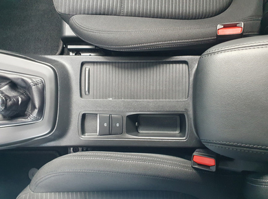Ford Focus 1.0 EcoBoost Hybrid Titanium X NAVI/PDC/LED/CRUISE/CARPLAY