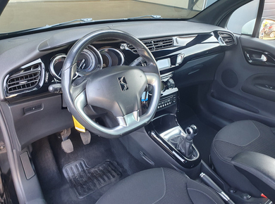 Citroën DS3 1.2 VTi So Chic CRUISE/CLIMA/LMV