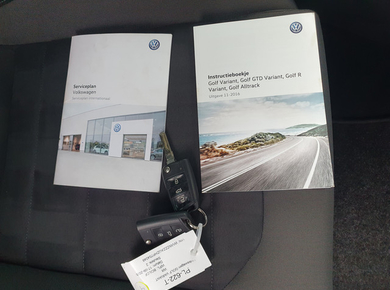 Volkswagen GOLF Variant 1.6 TDI Comfortline NAVI/CRUISE/LED/AIRCO/LMV