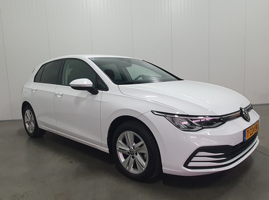 Volkswagen Golf 1.0 eTSI Life Business NAVI/DIG.COCKPIT/LED/CLIMA/LMV