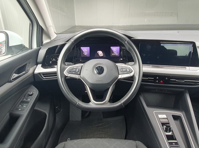 Volkswagen Golf 1.0 eTSI Life Business NAVI/DIG.COCKPIT/LED/CLIMA/LMV