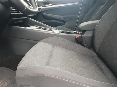 Volkswagen Golf 1.0 eTSI Life Business NAVI/DIG.COCKPIT/LED/CLIMA/LMV