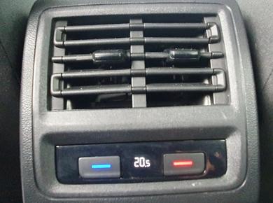 Volkswagen Golf 1.0 eTSI Life Business NAVI/DIG.COCKPIT/LED/CLIMA/LMV
