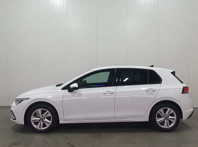 Volkswagen Golf 1.0 eTSI Life Business NAVI/DIG.COCKPIT/LED/CLIMA/LMV
