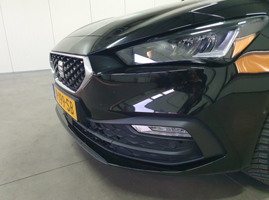SEAT Leon Sportstourer 1.0 eTSI Style Business Intense NAVI/CRUISE/CLIMA/LMV