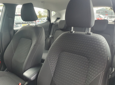 Ford Fiesta 1.0 EcoBoost Titanium NAVI/PDC/CRUISE/CLIMA/LMV