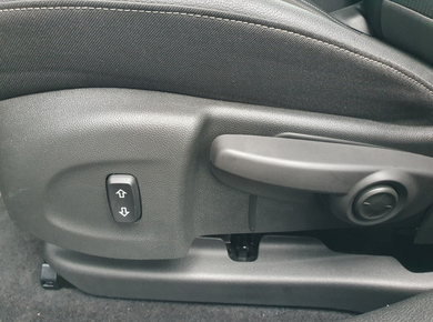 Opel Astra Sports Tourer 1.2 Elegance NAVI/PDC/CRUISE/CLIMA/LMV