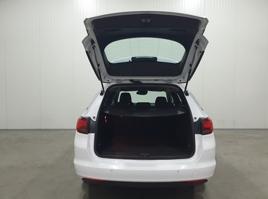 Opel Astra Sports Tourer 1.2 Elegance NAVI/PDC/CRUISE/CLIMA/LMV