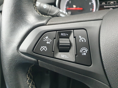 Opel Astra Sports Tourer 1.2 Elegance NAVI/PDC/CRUISE/CLIMA/LMV