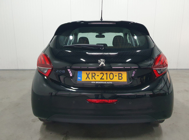 Peugeot 208 1.2 PureTech Blue Lease Allure NAVI/CARPLAY/CLIMA/LMV