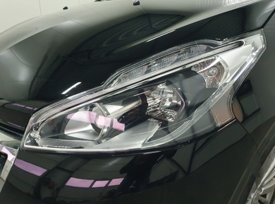 Peugeot 208 1.2 PureTech Blue Lease Allure NAVI/CARPLAY/CLIMA/LMV