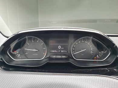 Peugeot 208 1.2 PureTech Blue Lease Allure NAVI/CARPLAY/CLIMA/LMV