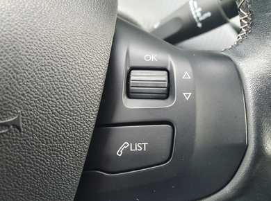 Peugeot 208 1.2 PureTech Blue Lease Allure NAVI/CARPLAY/CLIMA/LMV