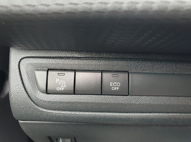 Peugeot 208 1.2 PureTech Blue Lease Allure NAVI/CARPLAY/CLIMA/LMV