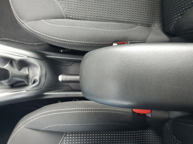 Peugeot 208 1.2 PureTech Blue Lease Allure NAVI/CARPLAY/CLIMA/LMV