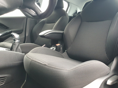 Peugeot 208 1.2 PureTech Blue Lease Allure NAVI/CARPLAY/CLIMA/LMV