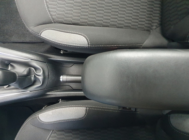 Peugeot 208 1.2 PureTech Blue Lion NAVI/PDC/CRUISE/TRHAAK/AIRCO