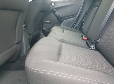 Peugeot 208 1.2 PureTech Blue Lion NAVI/PDC/CRUISE/TRHAAK/AIRCO