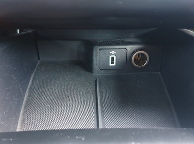 Ford Focus 1.0 EcoBoost Titanium Business NAVI/CARPLAY/PDC/CRUISE/CLIMA