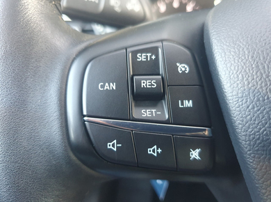 Ford Focus 1.0 EcoBoost Titanium Business NAVI/CARPLAY/PDC/CRUISE/CLIMA