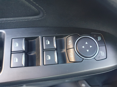 Ford Focus 1.0 EcoBoost Titanium Business NAVI/CARPLAY/PDC/CRUISE/CLIMA