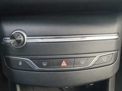 Peugeot 308 SW 1.2 PureTech Blue Lease Executive PANO/NAVI/CRUISE/TRHAAK