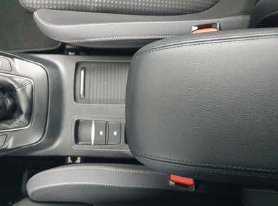 Ford FOCUS Wagon 1.0 EcoBoost Hybrid Trend Edition Business NAVI/CARPLAY/LED/CRUISE/LMV