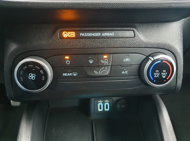 Ford FOCUS Wagon 1.0 EcoBoost Hybrid Trend Edition Business NAVI/CARPLAY/LED/CRUISE/LMV