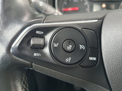 Opel Combo Tour 1.2 Turbo L1H1 Edition PANO/CRUISE/CARPLAY/TRHAAK/LMV