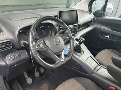 Opel Combo Tour 1.2 Turbo L1H1 Edition PANO/CRUISE/CARPLAY/TRHAAK/LMV