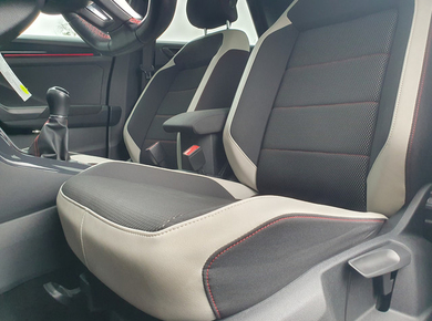 Volkswagen T-Roc 1.5 TSI Sport CARPLAY/LED/ACRUISE/CLIMA