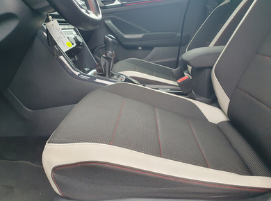 Volkswagen T-Roc 1.5 TSI Sport CARPLAY/LED/ACRUISE/CLIMA