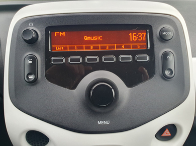 Peugeot 108 1.0 e-VTi Active TOP! AIRCO/SCHUIFDAK/LMV